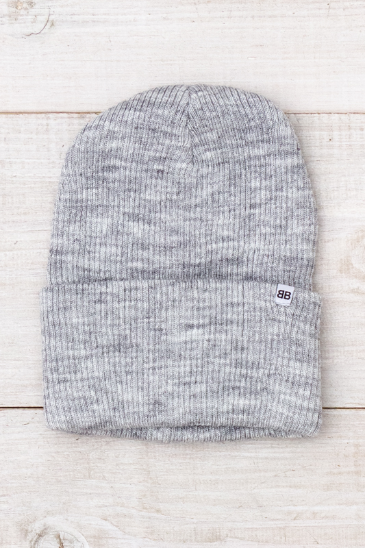 Шапка жіноча